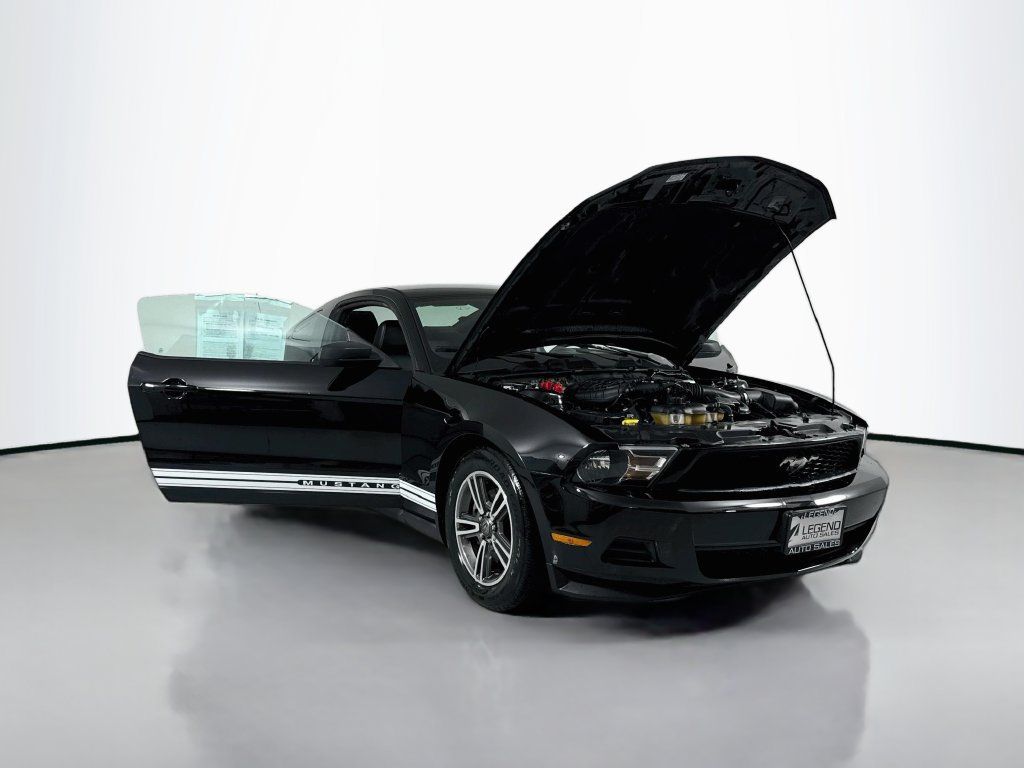 Used 2012 Ford Mustang Premium RWD image 18