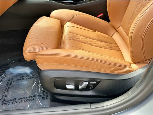 Certified 2023 BMW 540i w/ Convenience Package RWD image 18