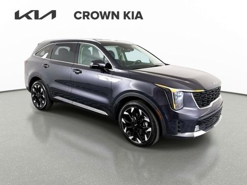 Certified 2025 Kia Sorento EX FWD image 3
