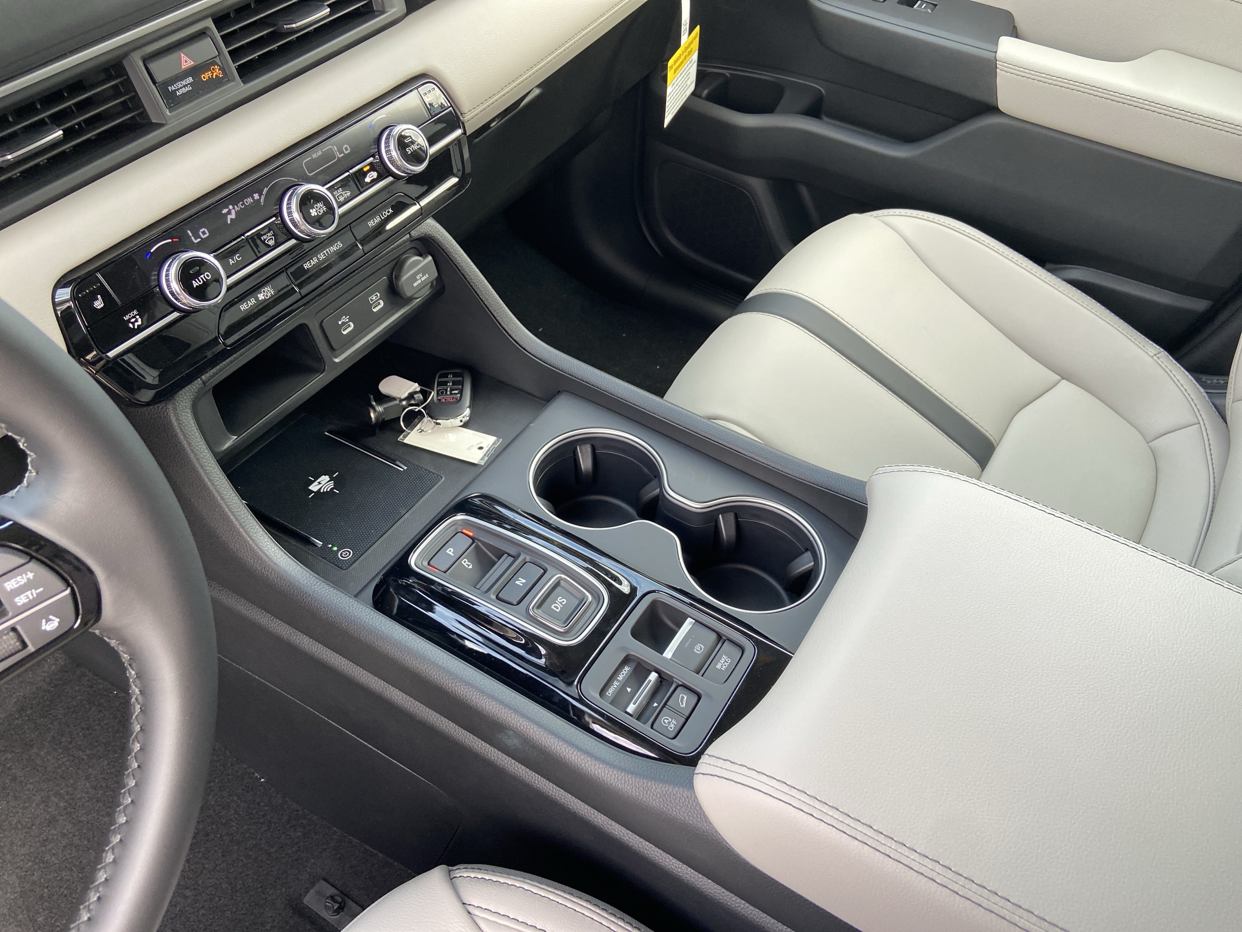 New 2026 Honda Pilot Touring image 29