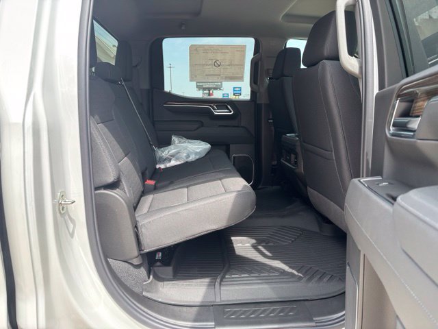 New 2026 Chevrolet Silverado 1500 RST AWD/4WD image 14