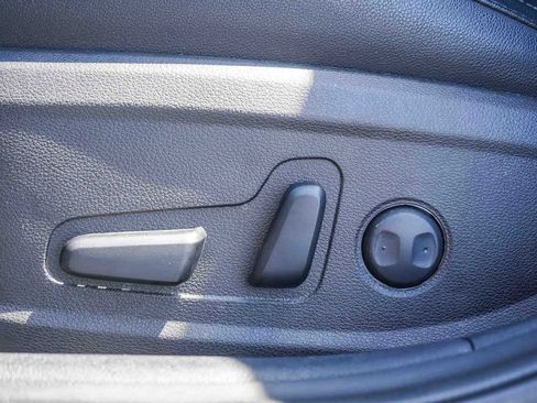 Used 2020 Kia Optima SE FWD image 25