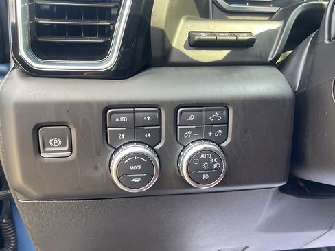 Used 2024 GMC Sierra 1500 Denali Ultimate image 25