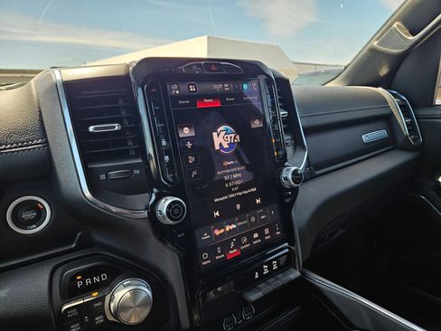 Used 2025 RAM 1500 Laramie AWD/4WD image 18