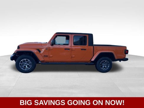 New 2025 Jeep Gladiator Sport image 7