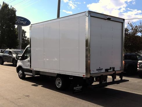 Used 2024 Ford Transit 350 RWD image 4