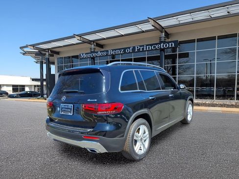 Certified 2022 Mercedes-Benz GLB 250 4MATIC image 3