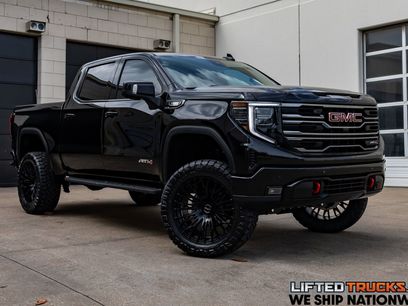 Used 2025 GMC Sierra 1500 AT4 w/ AT4 Premium Package