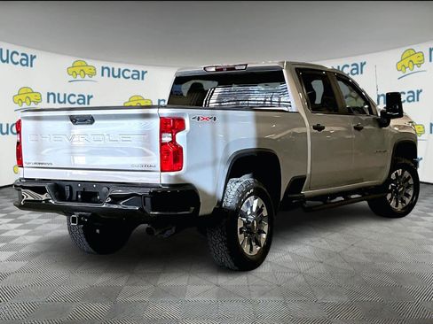 Used 2023 Chevrolet Silverado 2500 Custom w/ Custom Convenience Package image 6