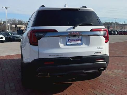 Used 2023 GMC Acadia AT4 w/ Technology Package image 9