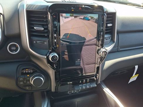 New 2026 RAM 1500 Big Horn AWD/4WD image 13