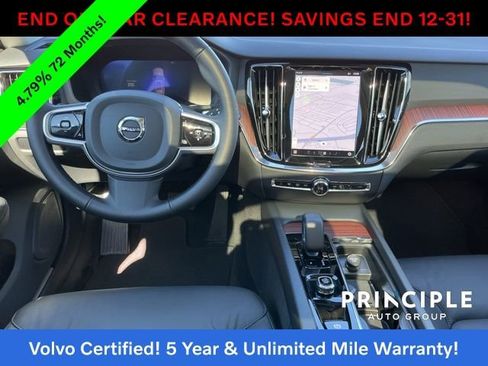 Certified 2025 Volvo V60 B5 Cross Country Plus image 19