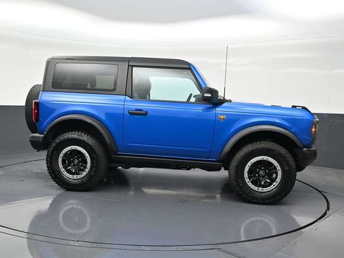 Used 2022 Ford Bronco Badlands image 7