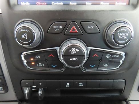Used 2023 RAM 1500 Classic SLT w/ Trailer & Traction Group AWD/4WD image 22