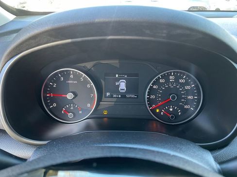 Used 2020 Kia Sportage LX image 18