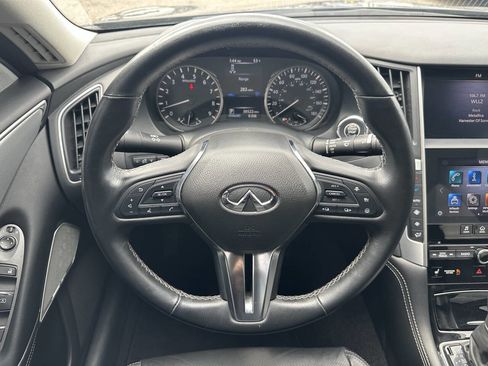 Used 2021 INFINITI Q50 Luxe w/ Seat & Sound Package AWD/4WD image 17