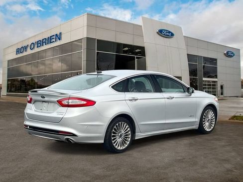 Used 2014 Ford Fusion Titanium FWD image 5