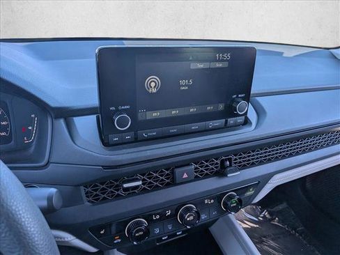 Certified 2025 Honda Accord SE image 12