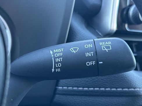 Used 2025 Toyota RAV4 LE image 38