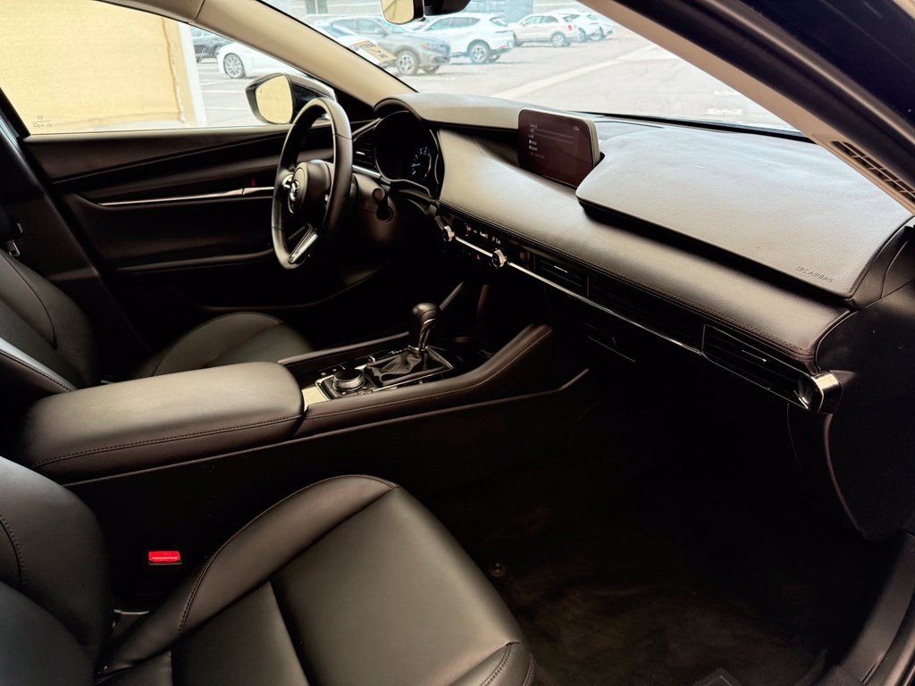 Used 2023 MAZDA MAZDA3 s FWD image 11