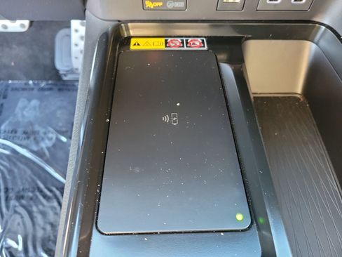 Used 2025 Toyota Camry LE image 23