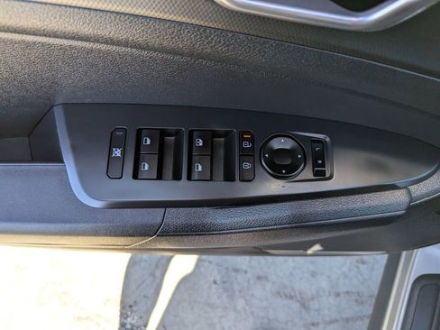 Certified 2026 Kia Sportage LX FWD image 19