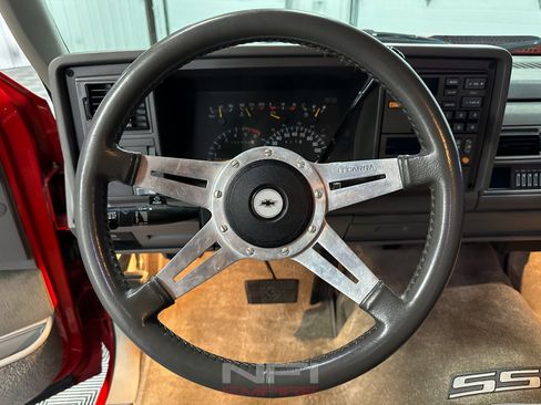 Used 1993 Chevrolet Silverado 1500 454 SS RWD image 27