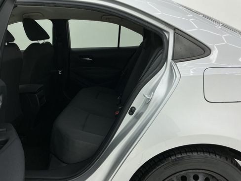 Used 2021 Toyota Corolla LE FWD image 20