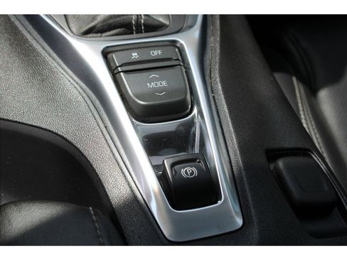 Used 2016 Chevrolet Camaro SS RWD image 34