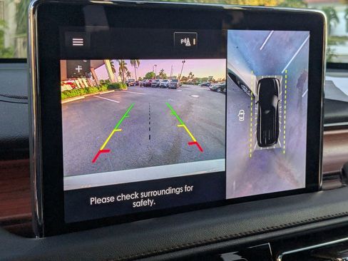 Used 2023 Lincoln Aviator Reserve image 17