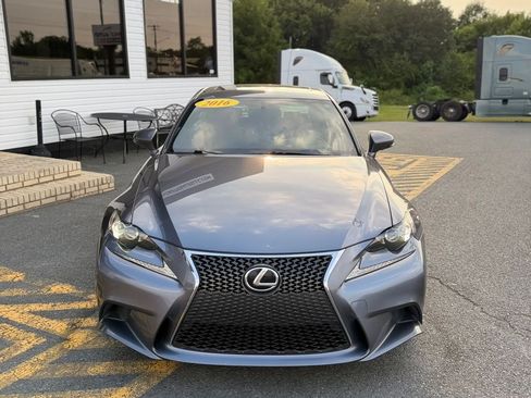 Used 2016 Lexus IS 300 AWD image 2