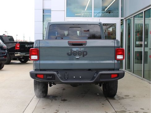 New 2026 Jeep Gladiator Sport image 7