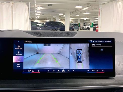 New 2026 BMW X5 xDrive40i w/ Premium Package image 18