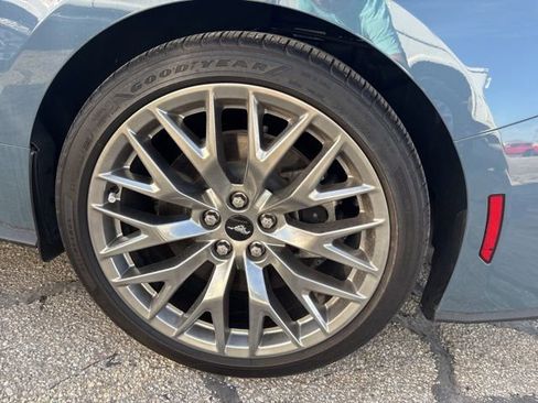 Used 2024 Ford Mustang GT Premium image 6
