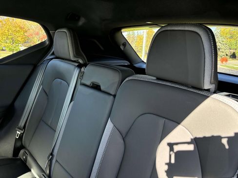 New 2024 Volvo XC40 Recharge Core w/ Protection Package Premier RWD image 26