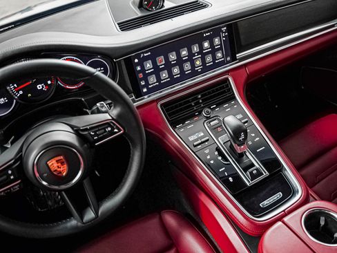 Certified 2023 Porsche Panamera 4 Platinum Edition AWD/4WD image 19