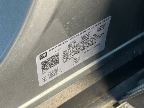 Used 2025 Chevrolet Equinox LT image 28