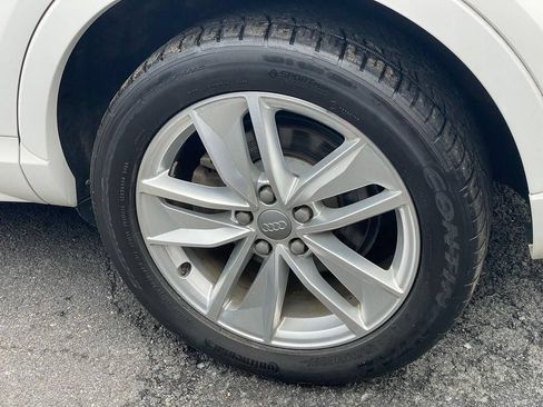 Used 2018 Audi Q3 2.0T Premium Plus w/ Premium Plus Package AWD/4WD image 28