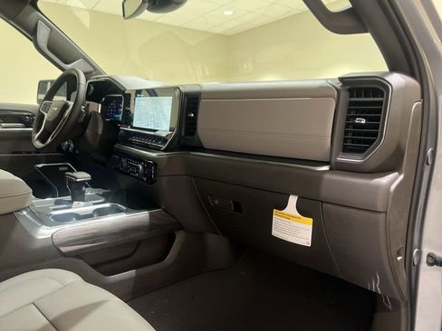 New 2026 Chevrolet Silverado 1500 LT w/ Z71 Off-Road Package AWD/4WD image 26