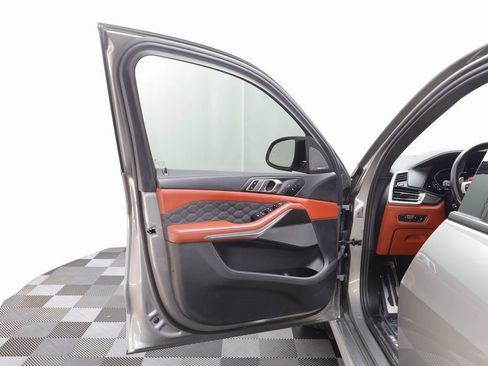 Used 2023 BMW X5 M w/ Executive Package image 5