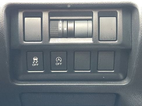 Used 2023 Subaru Crosstrek 2.0i image 22