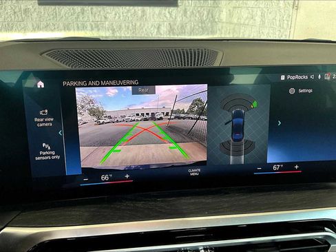 Used 2024 BMW 330e w/ Convenience Package image 28