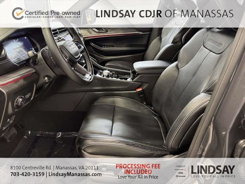 Used 2025 Jeep Grand Cherokee L Overland w/ Advanced Protech Group III AWD/4WD image 20