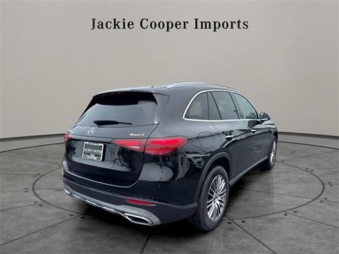 New 2025 Mercedes-Benz GLC 300 4MATIC image 4