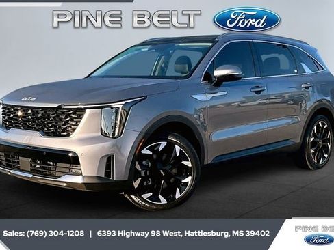 Used 2025 Kia Sorento EX w/ Panoramic Sunroof Package image 10