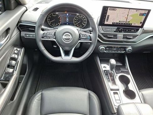 Certified 2024 Nissan Altima 2.0 SR image 12