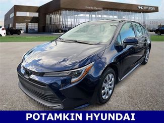 Used 2023 Toyota Corolla LE video 1