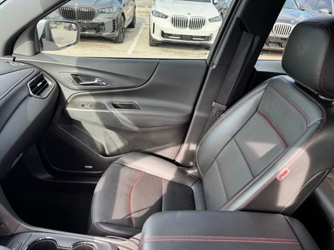 Used 2023 Chevrolet Equinox RS w/ RS Leather Package image 9