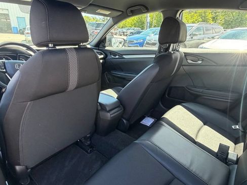 Used 2020 Honda Civic Sport image 8
