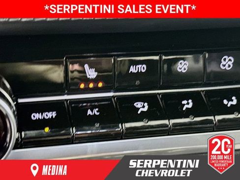 New 2026 Chevrolet Equinox LT w/ Convenience Package II image 21